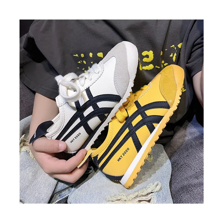 أحذية رياضية كاجوال كلاسيكية عالية الجودة . High Quality Classic Casual Sneakers for