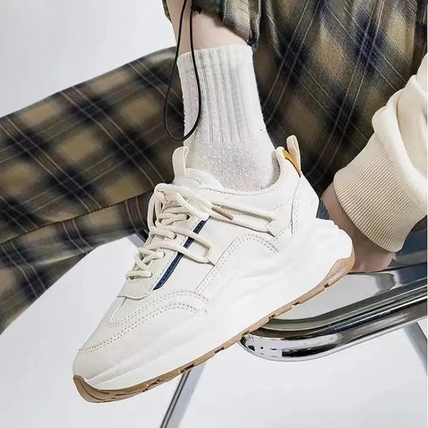 Athletic Shoes Women Low Top Lace Up Sport Shoes Comfortable Lightweight Casual Outdoor Fashion Walking Tennis Sneakers