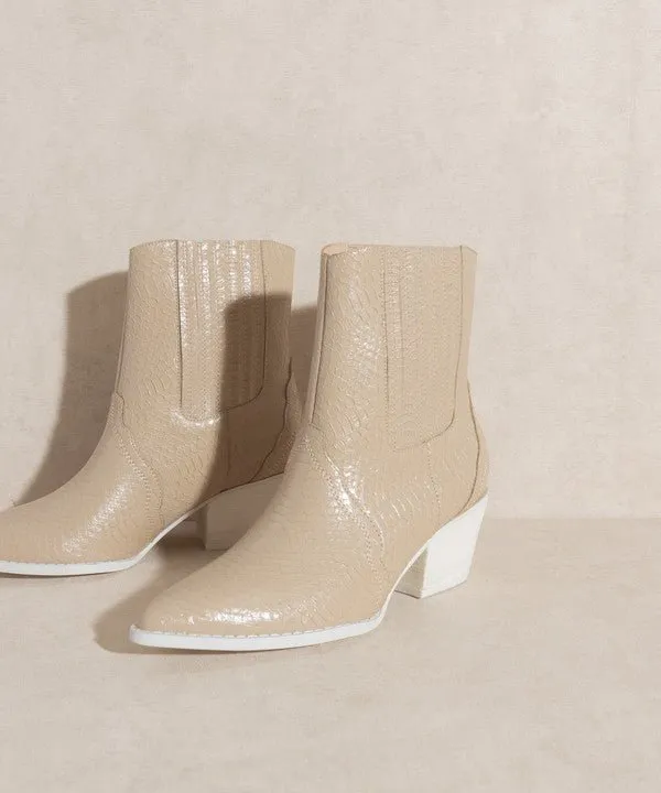 Dawn - Paneled Western Bootie