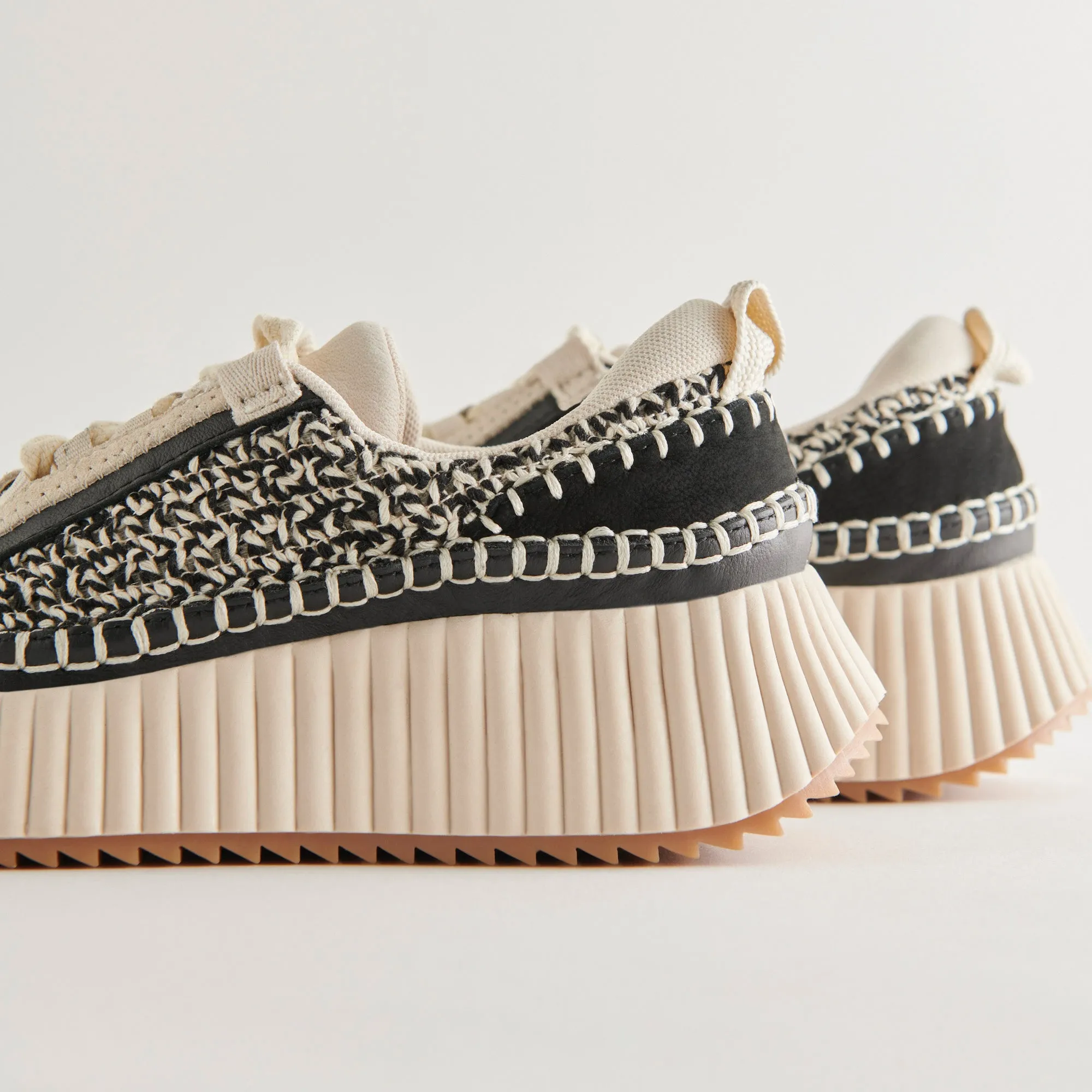 DOLEN SNEAKERS WHITE BLACK WOVEN