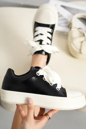Heath....Low Top Sneakers
