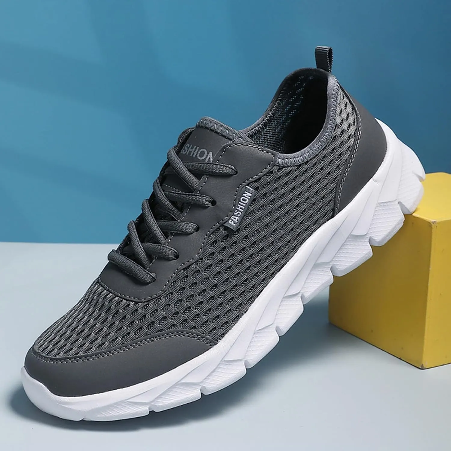 Lightweight Diabetic Shoes for Men Breathable and Light Outdoor Comfy Walking Shoe Casual Elderly Lace Up Shoes
