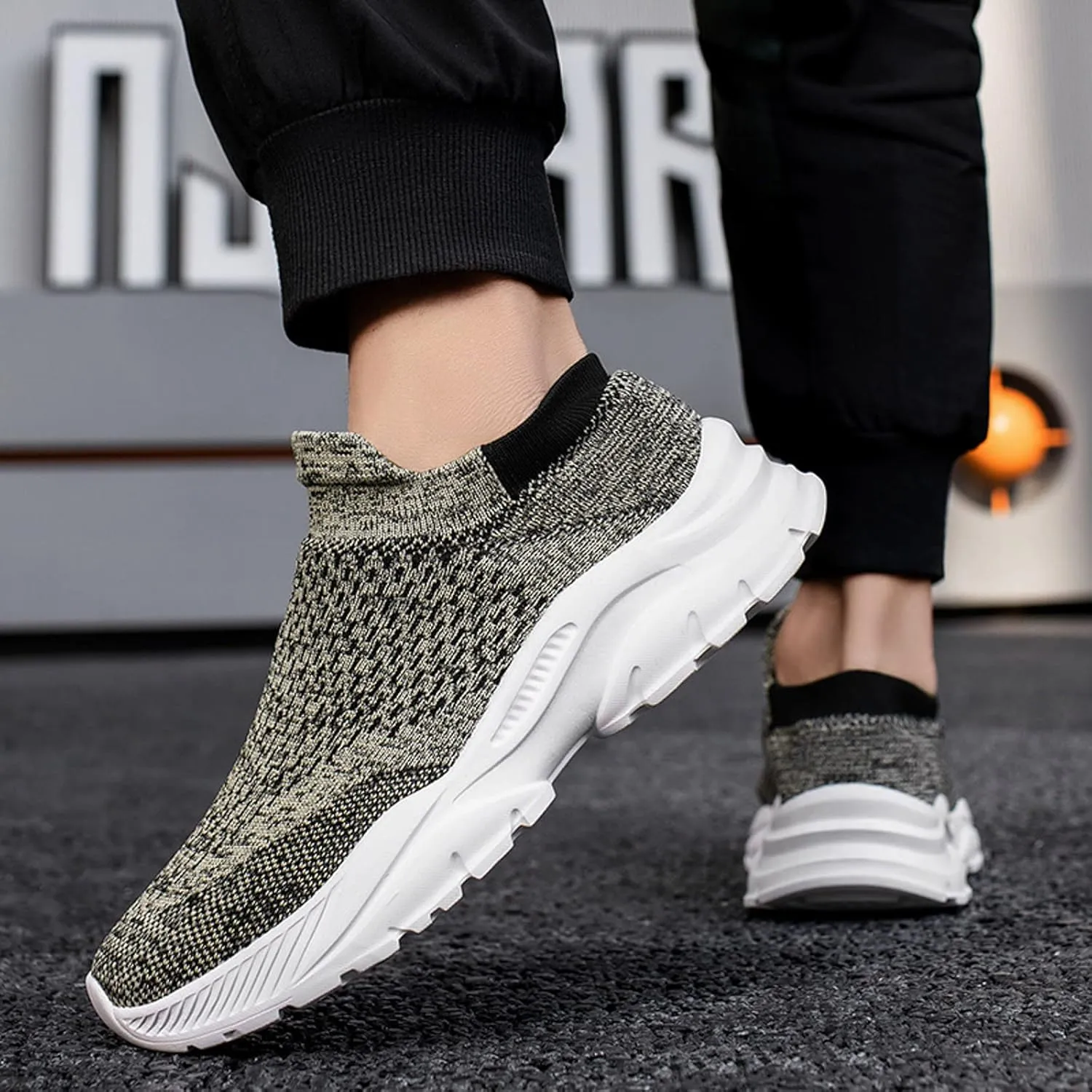 Mens Slip On Walking Shoes Cushion Running Shoes Trainers Athletic Gym Fitness Sport Sneakers Non Slip Arch Support Breathable Mesh Workout Fashion Breathable Comfortable Sneakers
