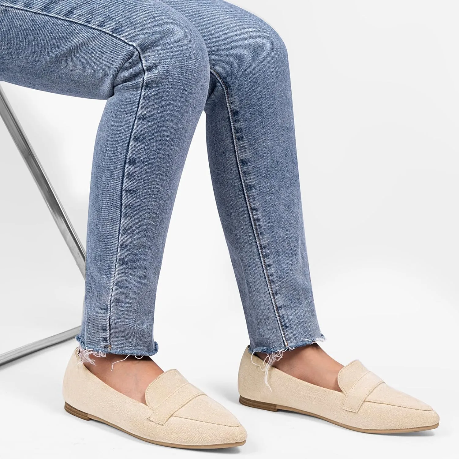 MUSSHOE Flats for Women Comfortable Pointed Toe Slip on Dressy Loafers for Women