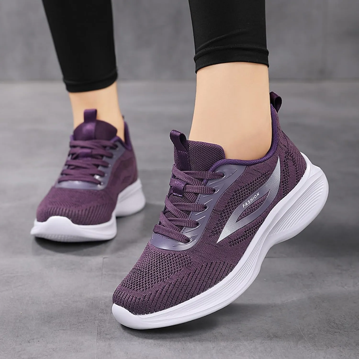 Slip on Walking Shoes for Women Comfy Knitted Non Slip Comfortable Running Shoes Breathable Mesh Sports Workout Tennis Shoes Ladies 2024 Fashion Sneakers