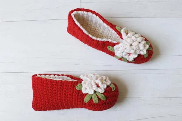 Vintage Floral Slippers Crochet Pattern