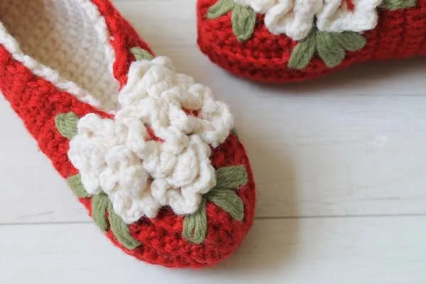 Vintage Floral Slippers Crochet Pattern