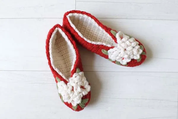 Vintage Floral Slippers Crochet Pattern