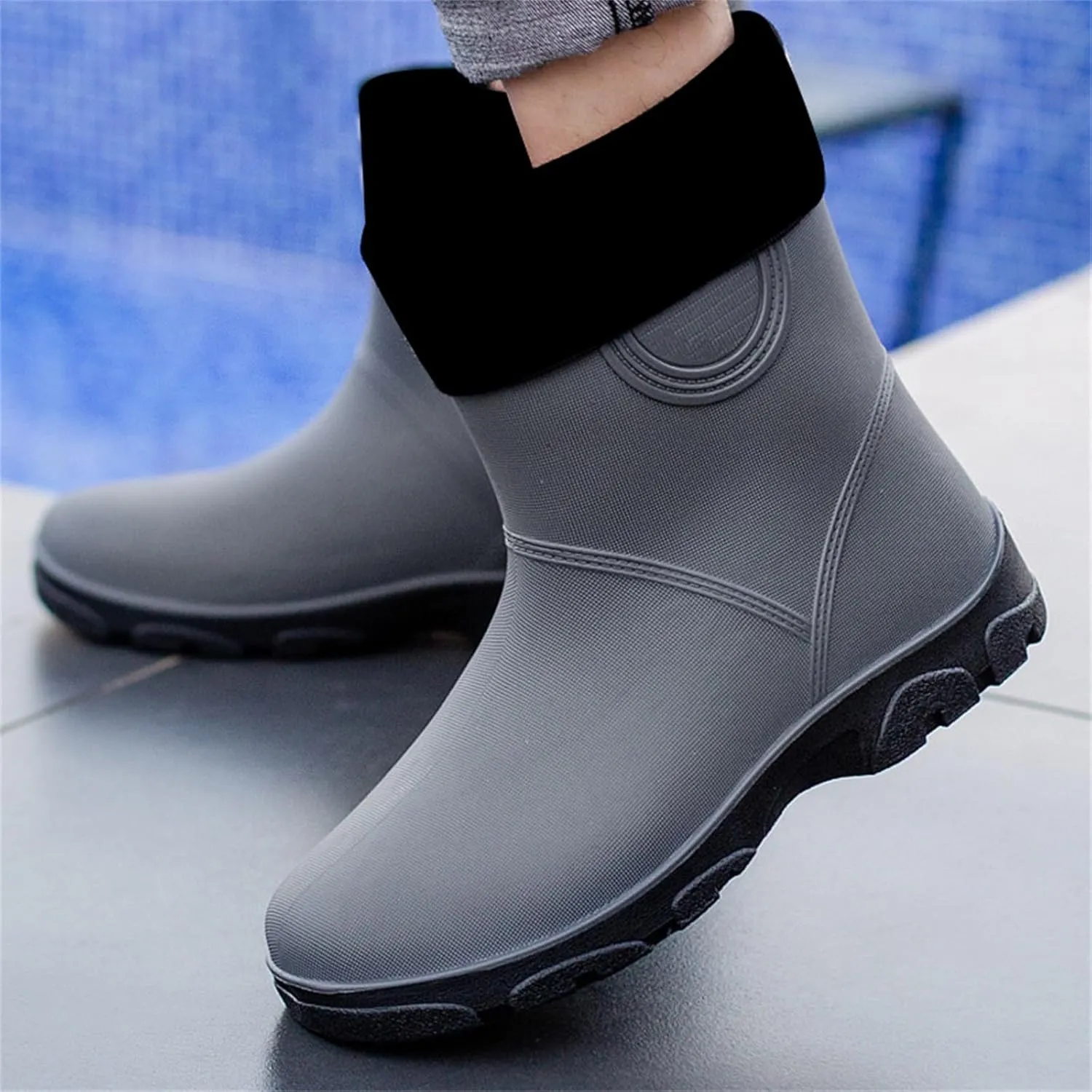 Waterproof Non-Slip Rain Boots for Outdoor Trendy Rain Boots for Women and Men with Anti-Slip Sole