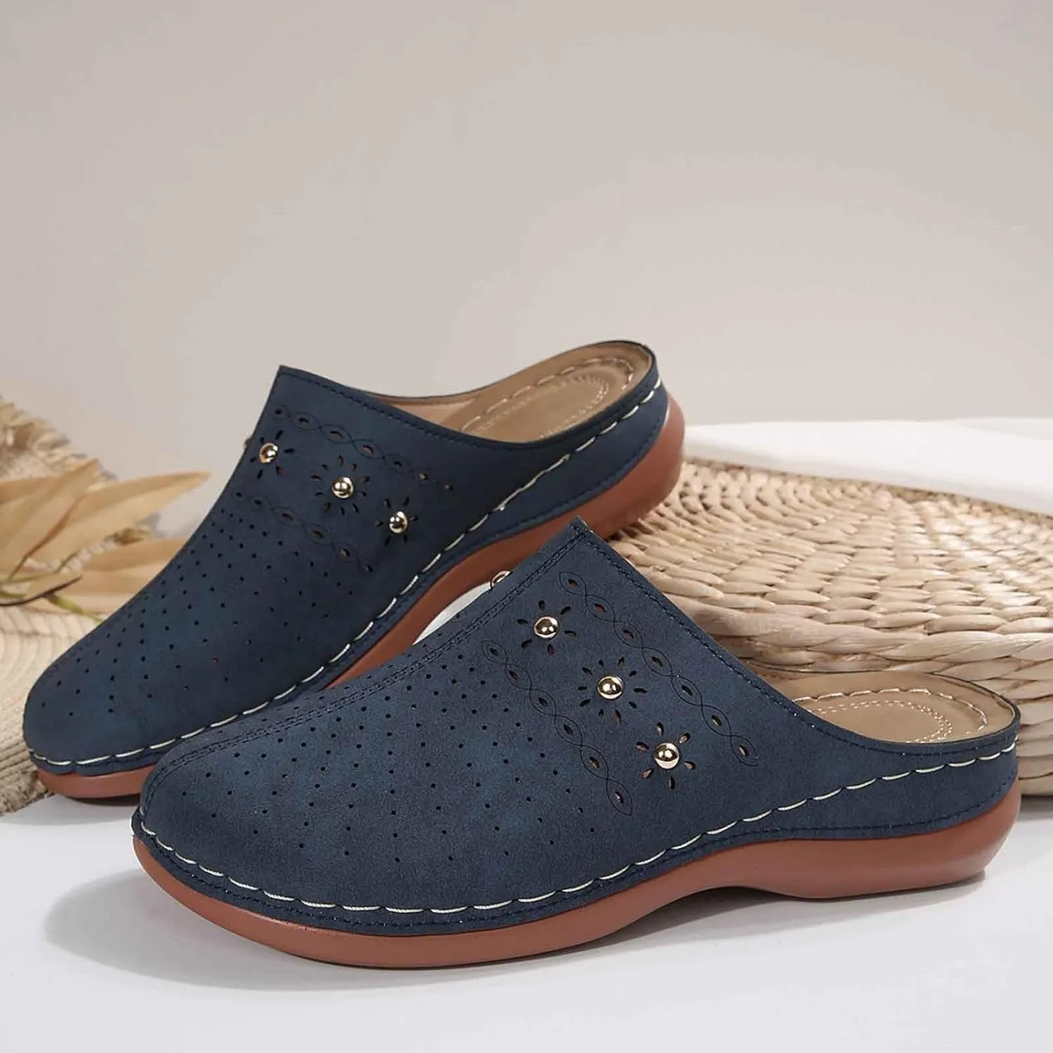Women's Sandals Comfortable Slippers Casual Beach Slip-On Shoes for Everyday Wear Stylish Summer Footwear