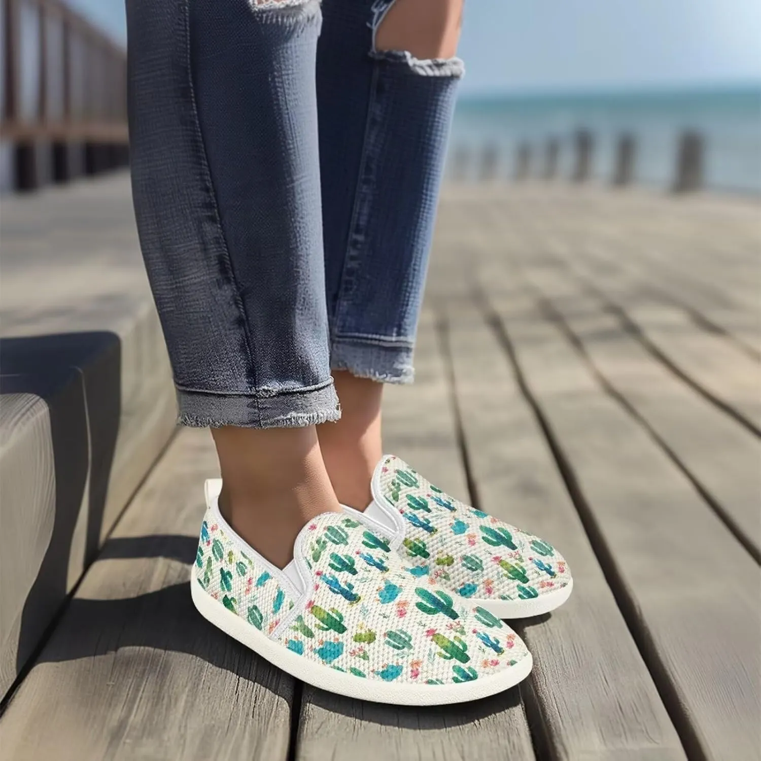 Women's Shoes Flats Casual Walking Tennis Shoes for Women Comfy Mesh Womens Slip On Shoes Casual Wide Ladies Non Slip Shoes