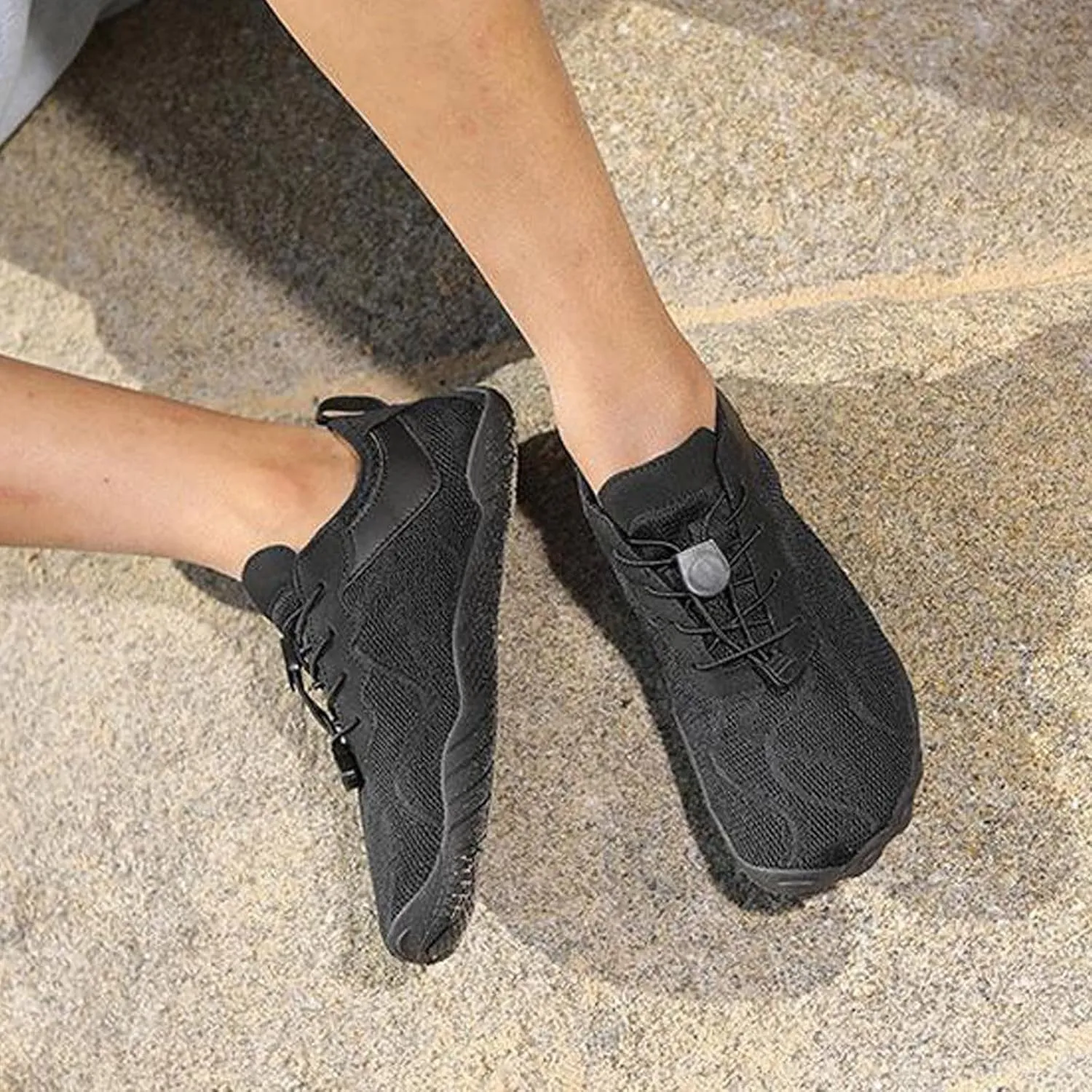Women's Slip on Walking Shoes Comfy Knitted Non Slip Comfortable Running Shoes Breathable Gym Workout Shoes Lightweight Fashion Sneakers