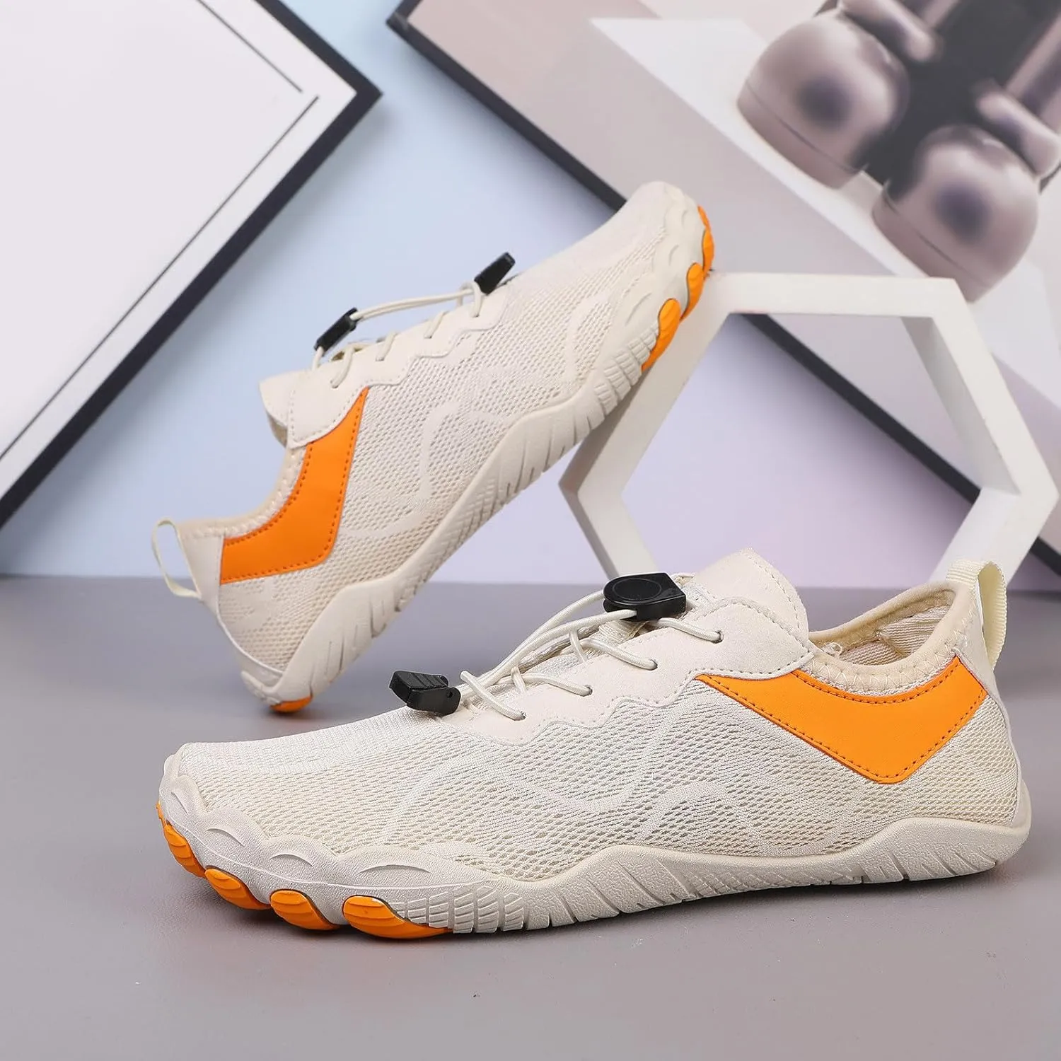 Women's Slip on Walking Shoes Comfy Knitted Non Slip Comfortable Running Shoes Breathable Gym Workout Shoes Lightweight Fashion Sneakers