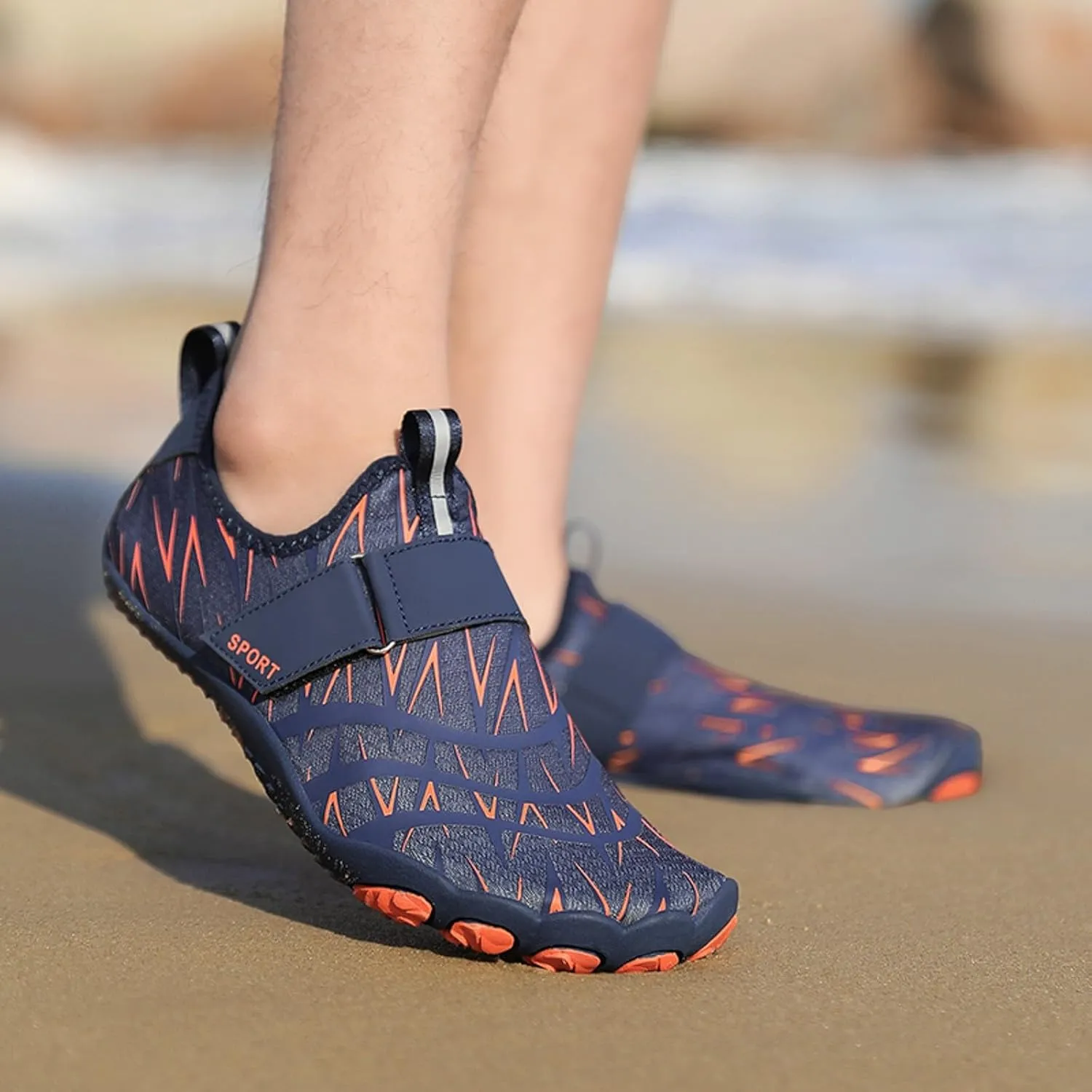 Women's Slip on Walking Shoes Comfy Knitted Non Slip Vintage Wide Running Shoes Breathable Gym Workout Shoes Ladies 2024 Fashion Sneakers