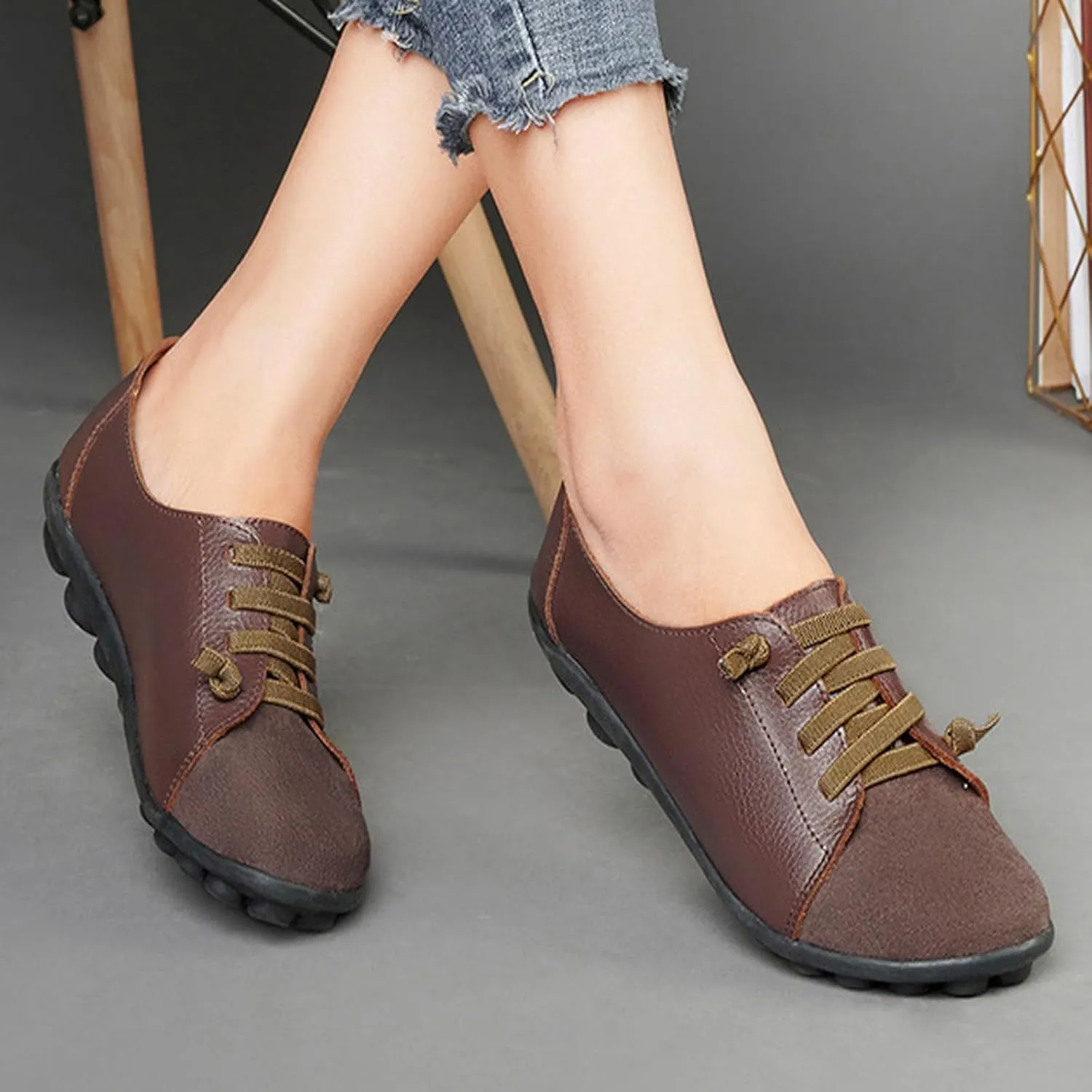 Women's Suede Casual Flat Oxford Shoes Round Toe Soft Sole Non-Slip Work Dress Lace-Up Shoes Comfortable Non-Slip Walking Mom Shoes