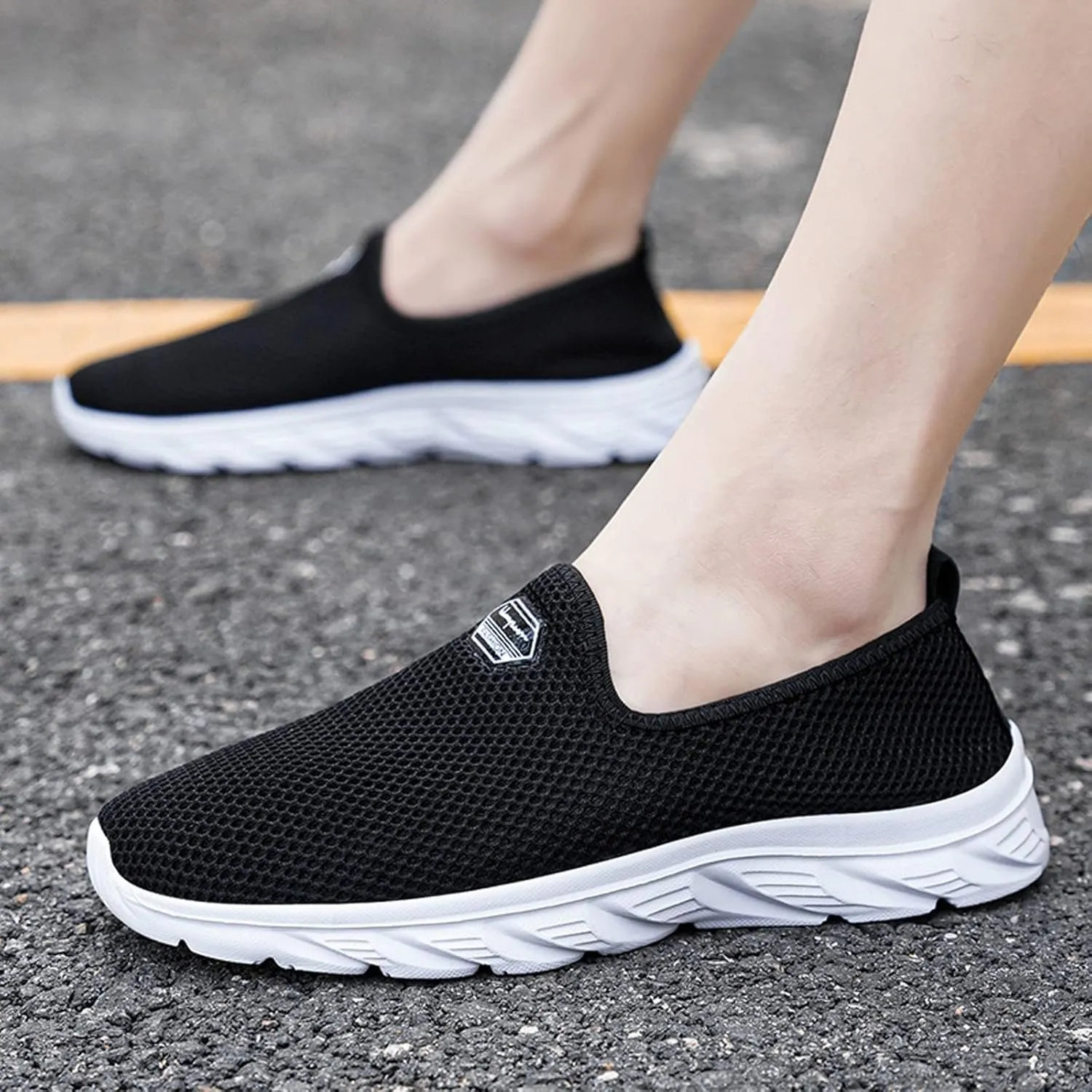 Womens White Tennis Shoes Leather Sneakers Casual Walking Shoes for Women Woman Running Shoes Comfy Loafers White Sneakers for Women Slip On