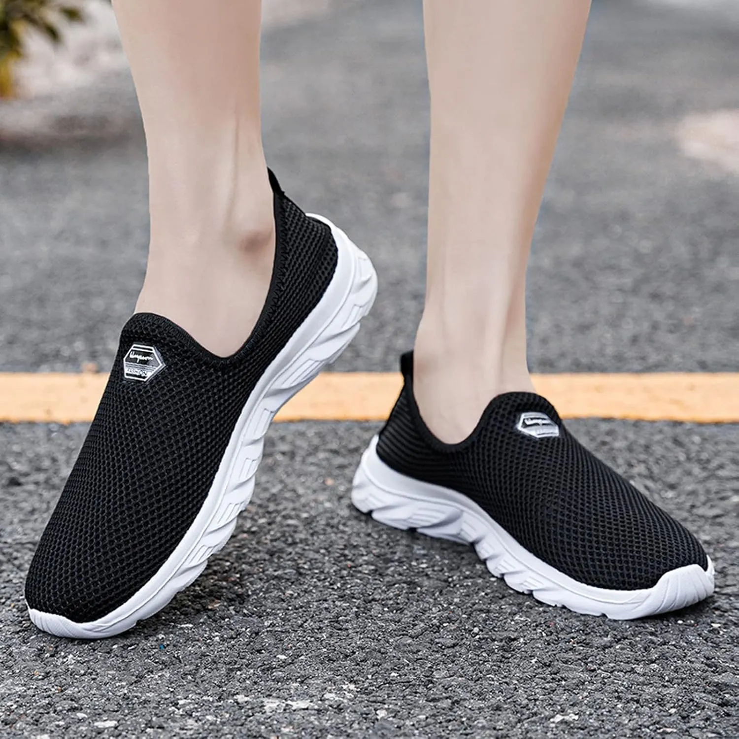 Womens White Tennis Shoes Leather Sneakers Casual Walking Shoes for Women Woman Running Shoes Comfy Loafers White Sneakers for Women Slip On